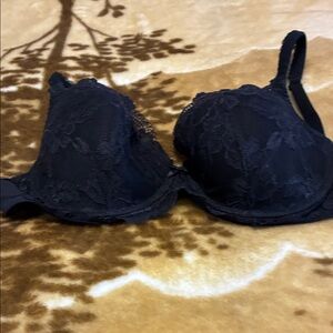 Victoria’s Secret Body by Victoria Lined Demi Black Lace Bra 38D